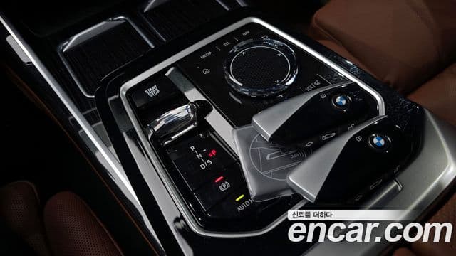 BMW 7시리즈 (G70) 740i xDrive M Sport, 2025 9