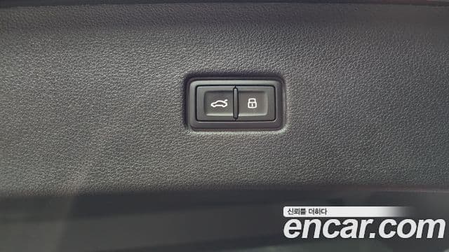 Audi Q8 (4M) Premium, 2023 20