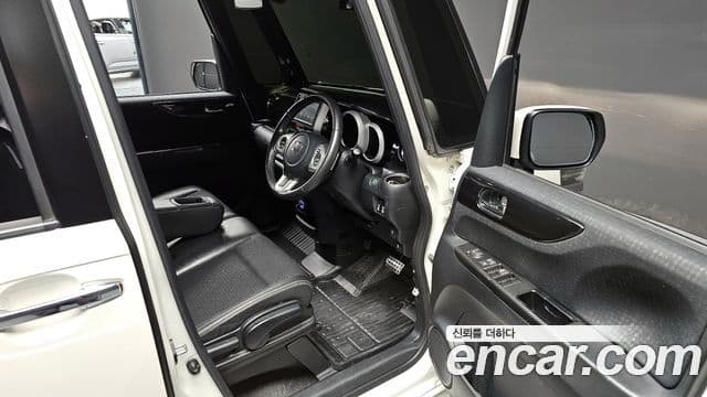 Honda N-BOX 0.6 турбо 2WD, 2016 12