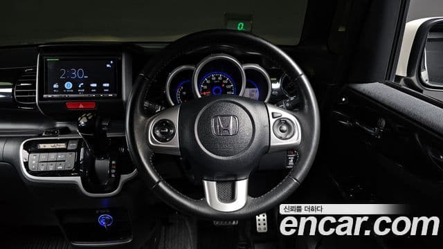 Honda N-BOX 0.6 турбо 2WD, 2016 13