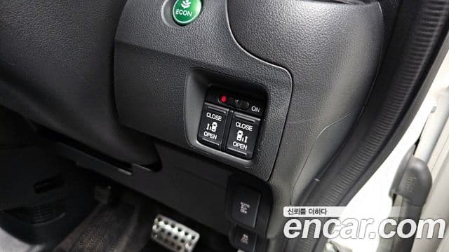 Honda N-BOX 0.6 турбо 2WD, 2016 17