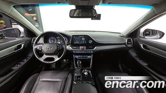 Hyundai Grandeur IG 3.3 Celebrity, 2019 7