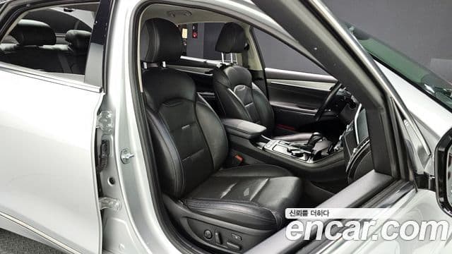 Hyundai Grandeur IG 3.3 Celebrity, 2019 10