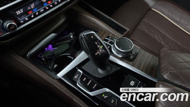 BMW 5시리즈 (G30) 520d M Sport Plus, 2020 9