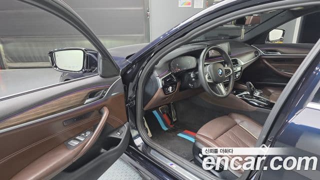 BMW 5시리즈 (G30) 520d M Sport Plus, 2020 10