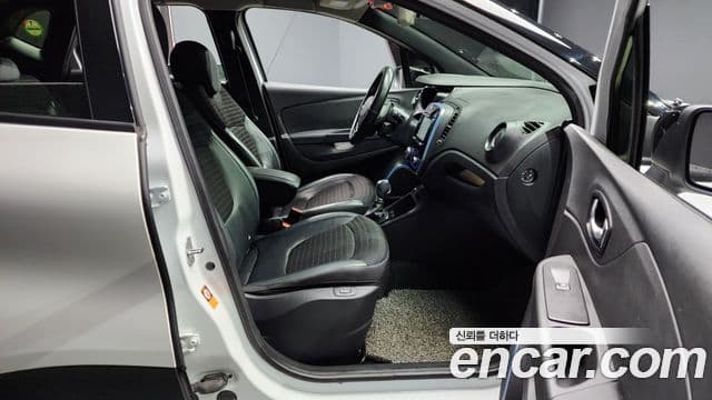 Renault Korea(Samsung) QM3 Signature, 2017 10