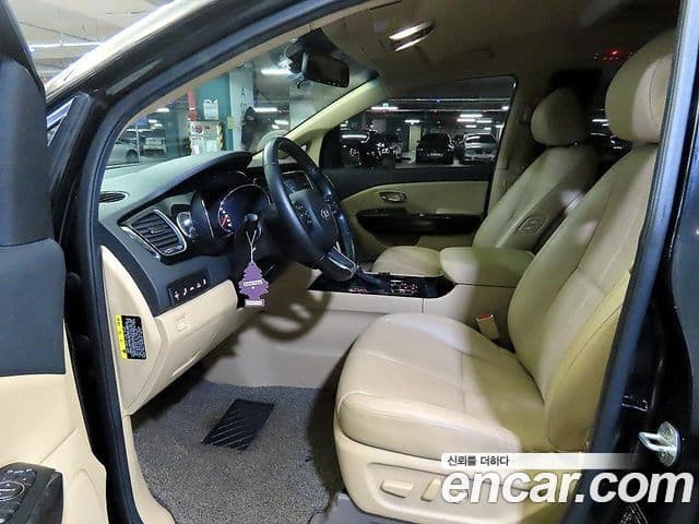 Kia The / новый New Carnival Noblesse Special, 2019 9