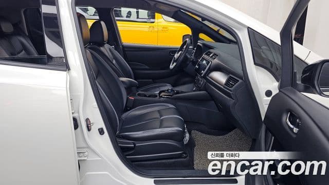 Nissan 리프 (ZE1) EV SL, 2019 11