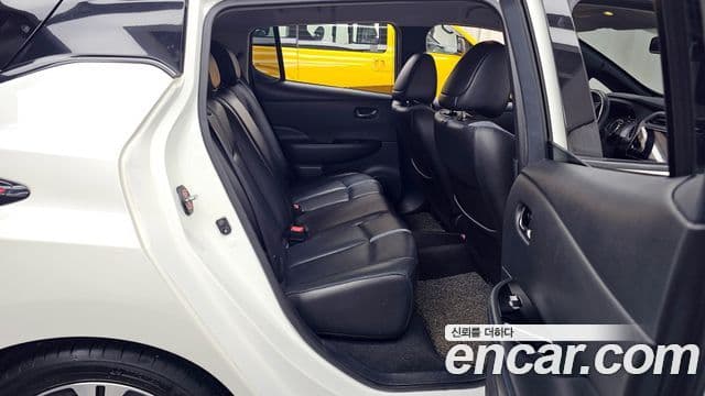 Nissan 리프 (ZE1) EV SL, 2019 12