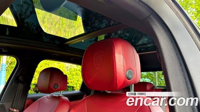 Porsche Cayenne (PO536), 2019 13