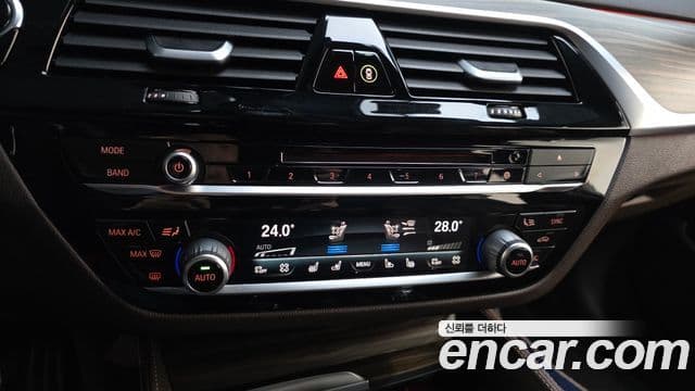 BMW 5시리즈 (G30) 520d M Sport Plus, 2018 16