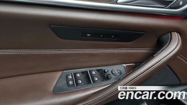 BMW 5시리즈 (G30) 520d M Sport Plus, 2018 18