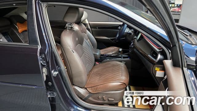 Kia All New K7 гибрид Special, 2018 12