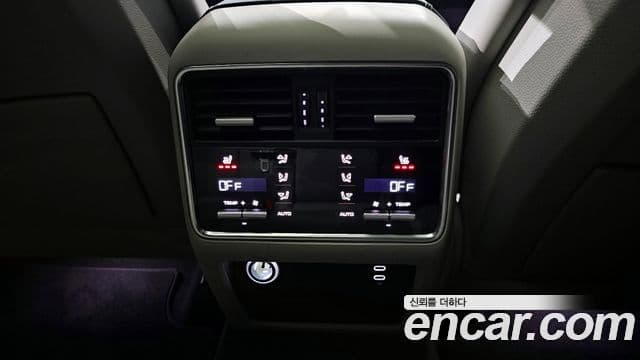 Porsche Cayenne (PO536) 3.0 купе, 2021 18