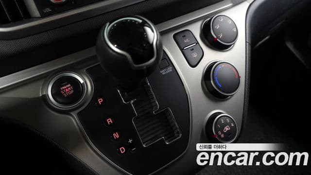 Kia The / новый New Ray Signature, 2021 9