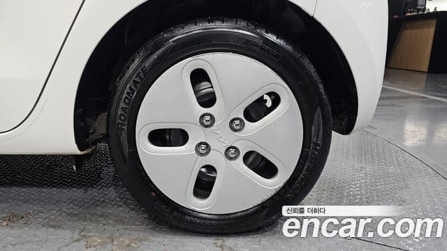 Kia The / новый New Ray Standard, 2022 все фото