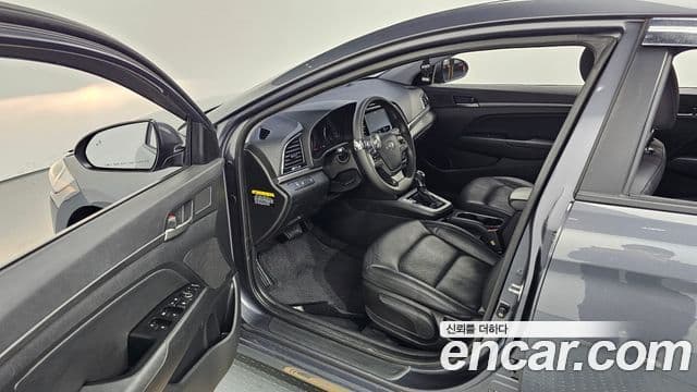 Hyundai Avante AD 1.6 GDI Value Plus, 2018 11