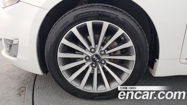 Kia The / новый New K7 Prestige, 2016 все фото