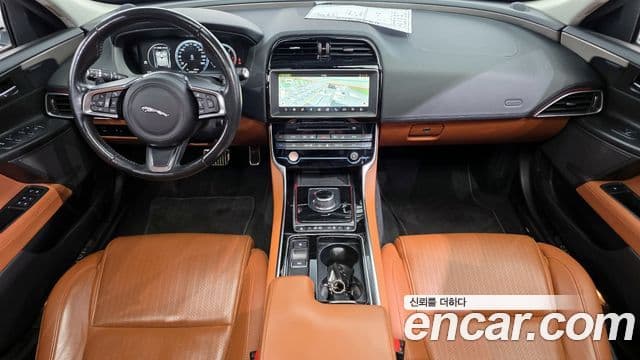 Jaguar XE 20d Portfolio, 2019 7