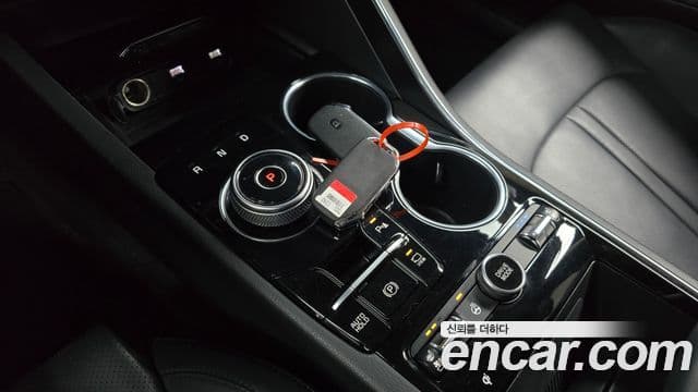 Kia K5 гибрид 3세대 Noblesse, 2023 9