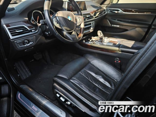 BMW 7시리즈 (G11), 2016 10
