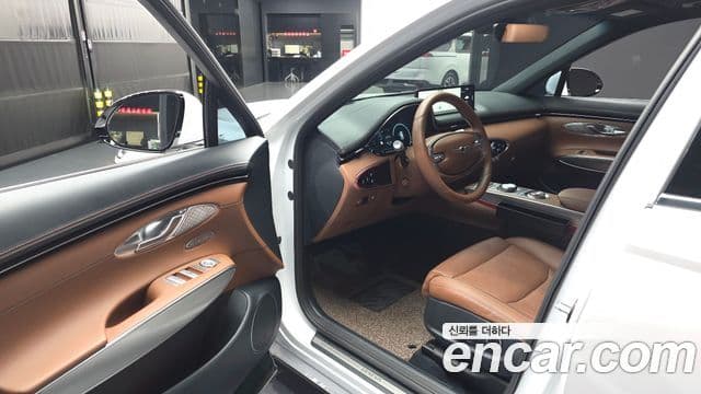 Genesis GV70, 2023 10