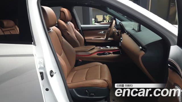 Genesis GV70, 2023 11