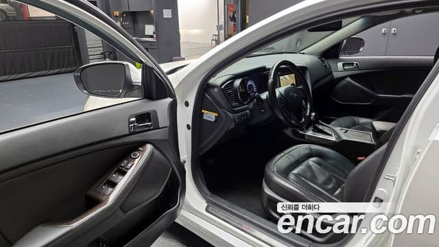 Kia K5 Prestige, 2013 10