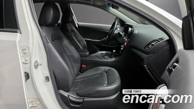 Kia K5 Prestige, 2013 11