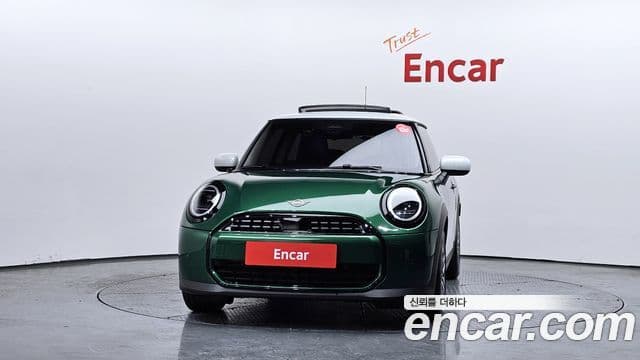 Mini Cooper C 4세대 Classic, 2025 3