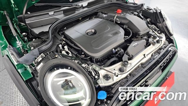 Mini Cooper C 4세대 Classic, 2025 6