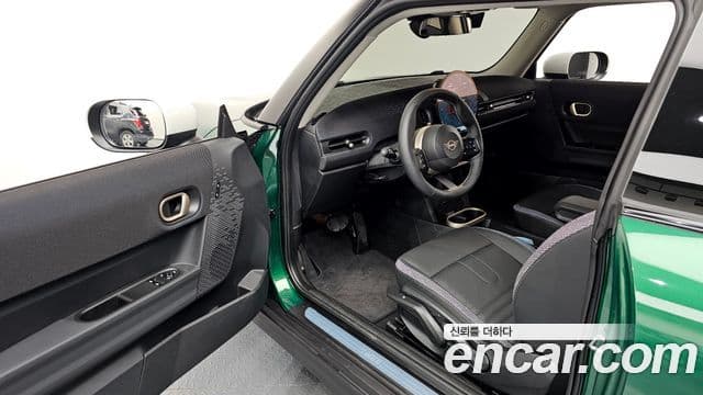 Mini Cooper C 4세대 Classic, 2025 10