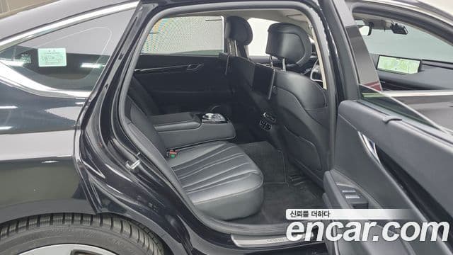 Genesis G80 (RG3) бензин 2.5 турбо AWD, 2023 12