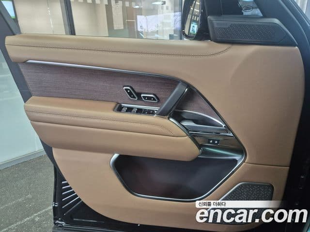 Land Rover Range Rover 5세대 P530 AB LWB, 2025 12