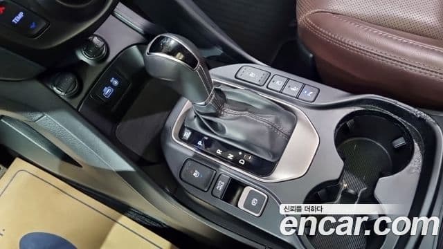 Hyundai The / новый New Maxcruz Prestige, 2017 9