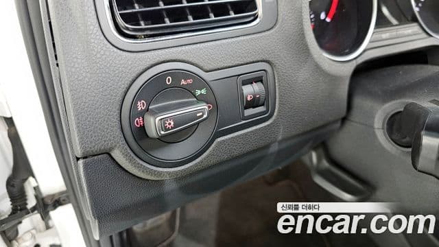 Volkswagen 폴로 5세대, 2016 15