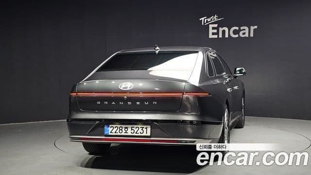 Hyundai Grandeur (GN7) Exclusive, 2025 4