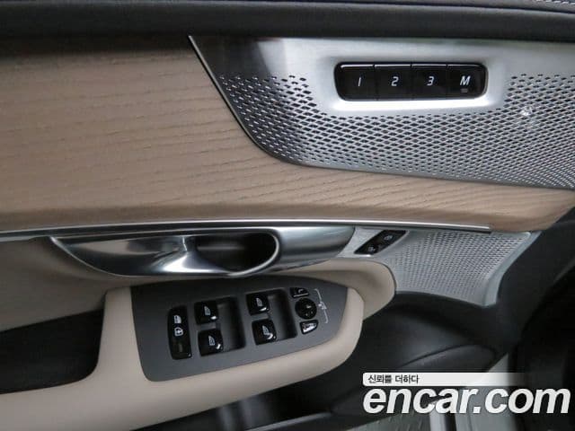 Volvo XC90 2세대 B6 Ultra Bright, 2026 12