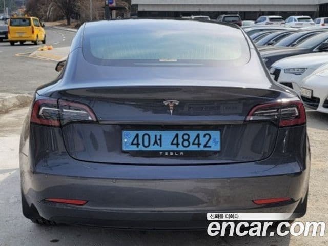 Tesla модель 3 Standard Range Plus, 2020 4