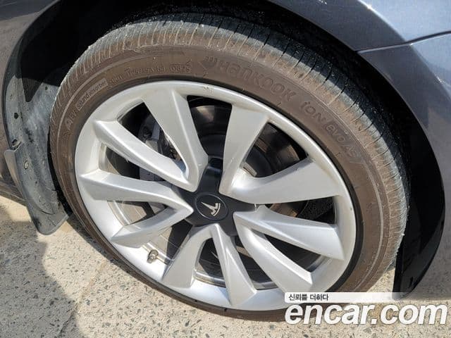 Tesla модель 3 Standard Range Plus, 2020 все фото