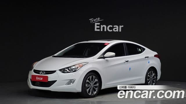 Hyundai Avante MD M16 GDI Avenue, 2013 1