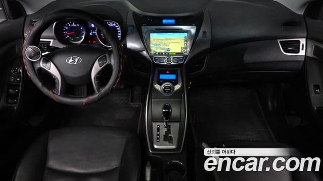 Hyundai Avante MD M16 GDI Avenue, 2013 7