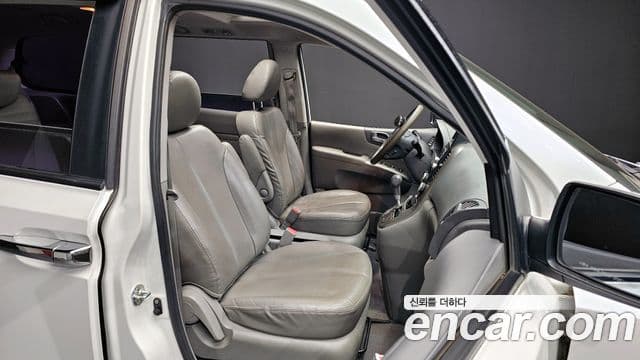 Kia Carnival R Premium, 2014 12