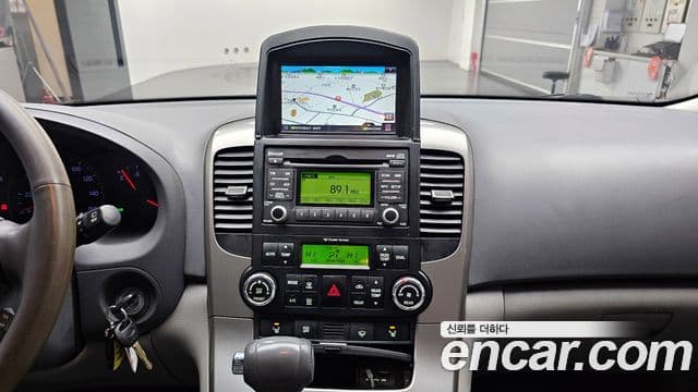 Kia Carnival R Premium, 2014 19