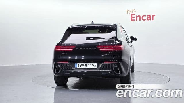 Genesis GV70, 2024 4