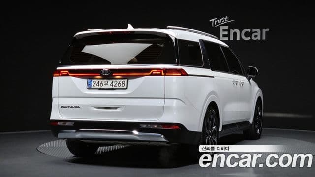 Kia Carnival 4세대 Signature, 2021 2