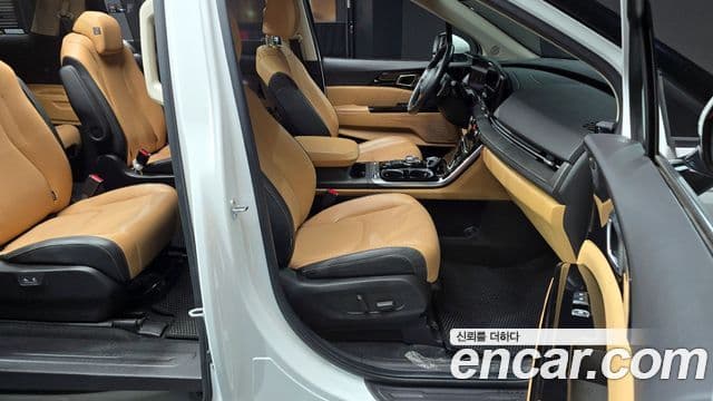 Kia Carnival 4세대 Signature, 2021 11