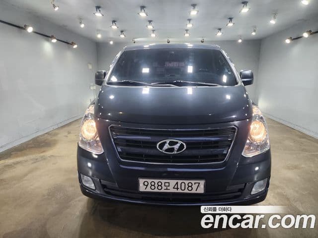 Hyundai Grand Starex Modern, 2017 1