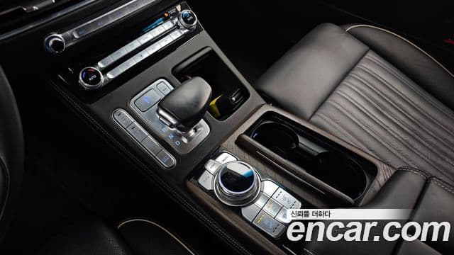 Genesis G90 Prestige, 2019 9