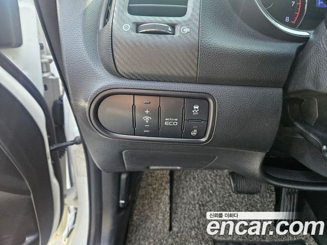 Kia K3 Prestige, 2013 10